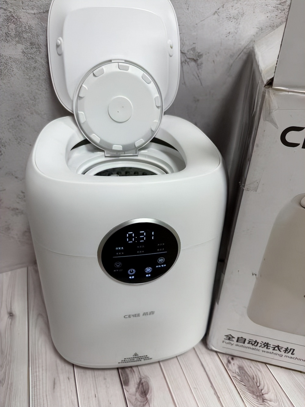 小型洗衣机选购要点_小型洗衣机清洗技术_家庭清洁工具品牌
