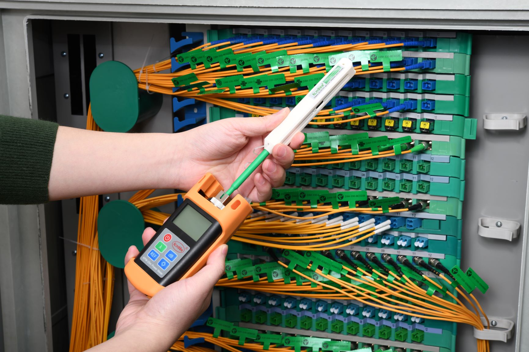 光纤清洁笔使用技巧_光纤清洁工具_5G基站光纤清洁