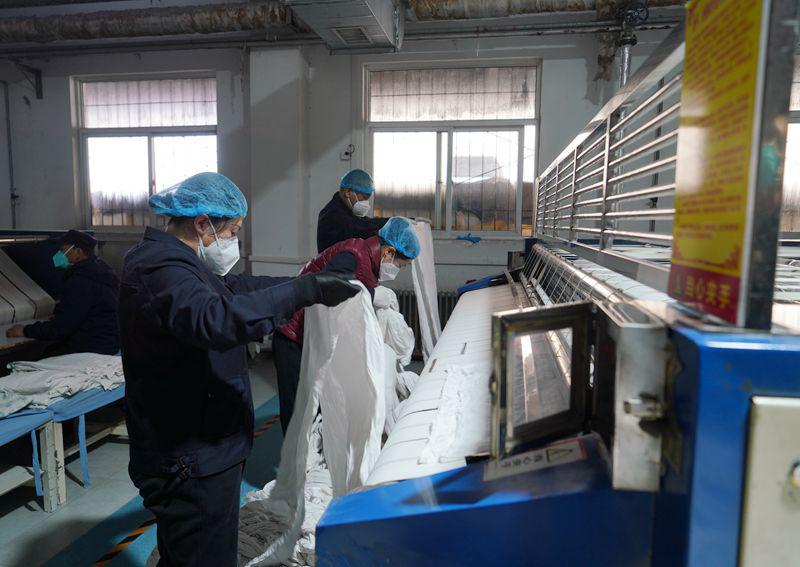 春节铁路卧具洗涤_床单清洗设备_兰州客运段洗涤工