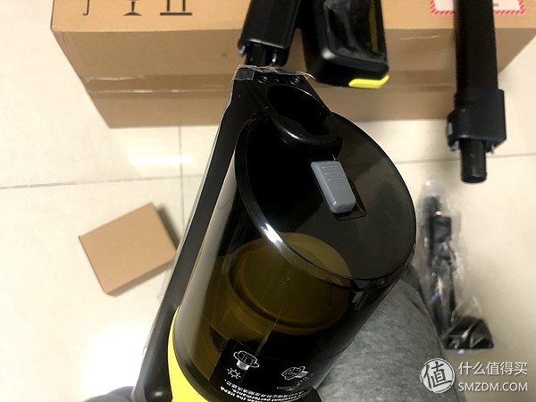 家用洗地机对比_凯驰驾驶式洗地机_KARCHER卡赫无线吸尘器评测