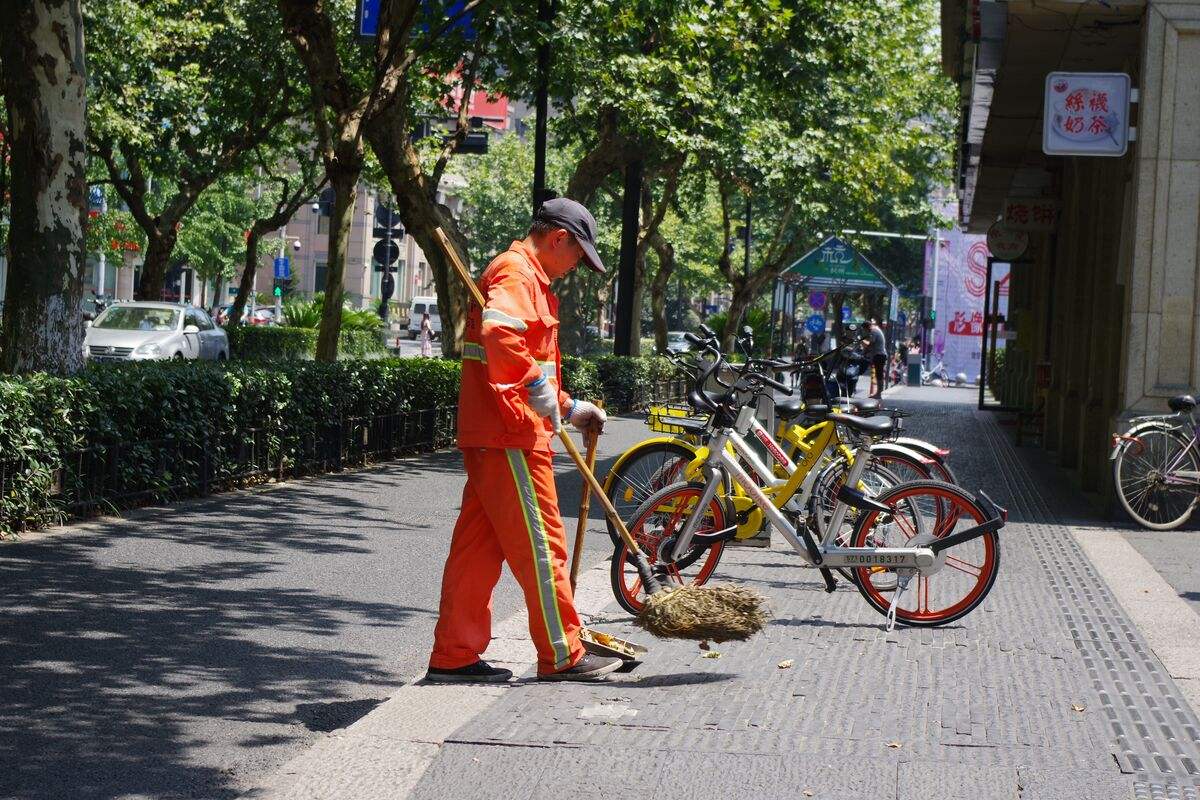 濮阳钟点工招聘_环卫工替岗潜规则_河南濮阳环卫工替岗事件