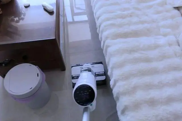 洗地机与扫地机器人对比_手推式洗地机chiy_手推式洗地机品牌推荐